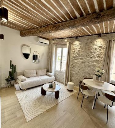 New Charming Apartment Old Town