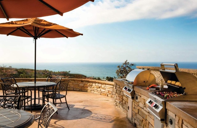 NEW! Discounted! Spring break! Amazing hotel suite in Newport Beach ocean view