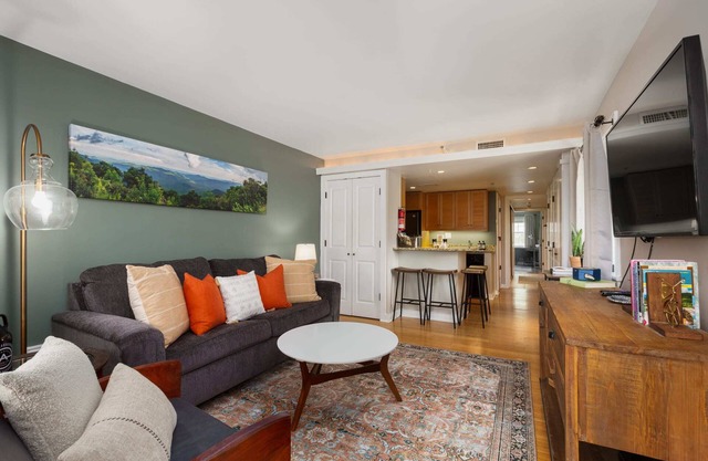 NEW Easy Access Condo Walkable to Asheville's best