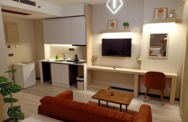 NEW FALCON PALAS OTEL