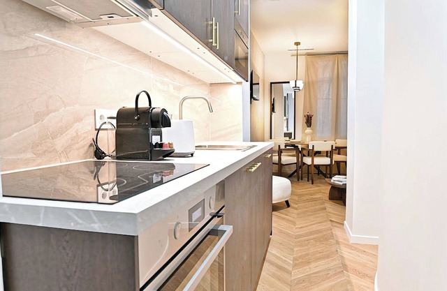 New Flat With AC Porte Maillot/arc de Triomphe