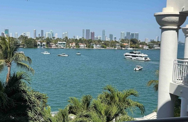 new furn.1 plus-bedroom, condo Miami Beach, Venetian Islands, Bay Miami View