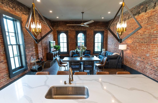 New Historic Downtown Loft