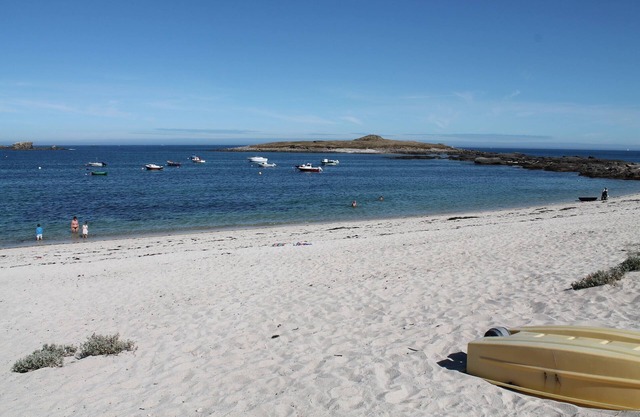 New house 400 m from sandy beaches