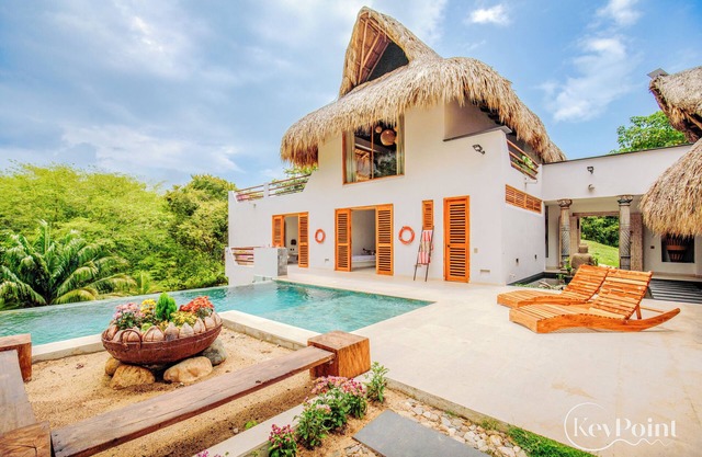 New KeyPöint: Luxury Palomino Beach Höuse!