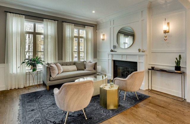 NEW LISTING! Lincoln Square Luxury! Four Bedrooms, Pet Friendly, Parking, and Even Heated Floors! by RedAwning