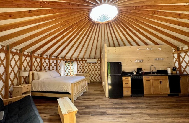 New luxurious yurt located in Bar Harbor, Maine with access to Northeast Creek