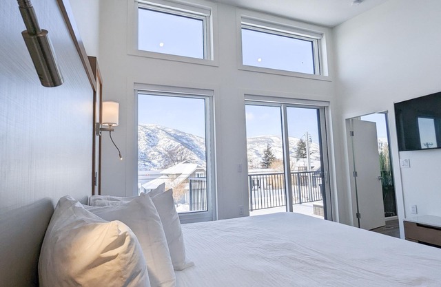New Modern Executive Home across from Skaha Lake.