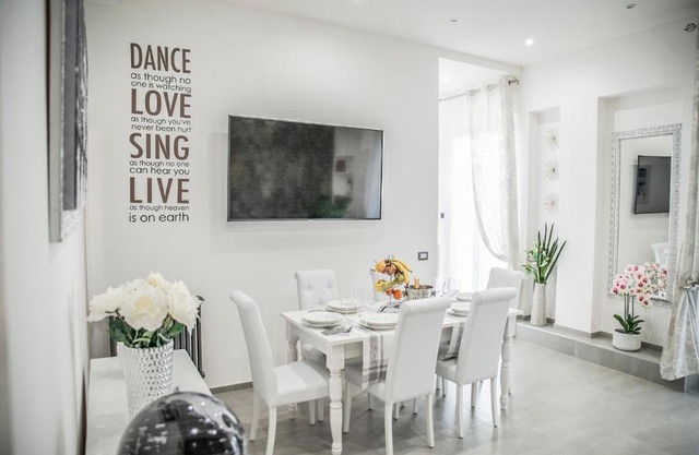 NEW MOON LUXURY APARTMENT