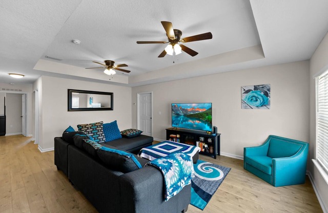 ★NEW★N. Jax Home| Mins to ✈︎ | 4 Bed | EZ Check-In