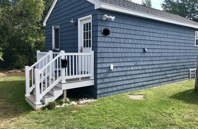 New OOB Cottage, 5mins to beach and downtown