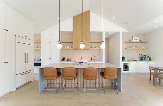 *NEW* - Pool, Downtown Austin, Private Bathrooms for Each Bedroom