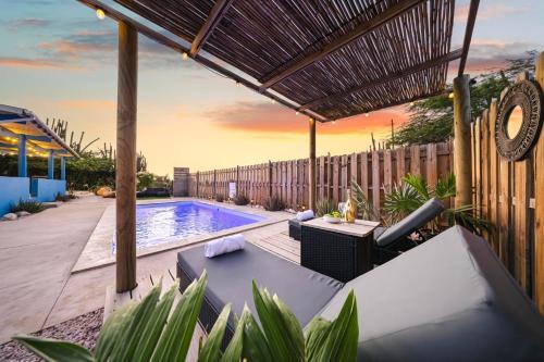 New Renovated 3br Escape - 30 Off 4th Night Sept