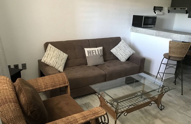 New renovated apartment in secured area of friendly Island Sint Maarten