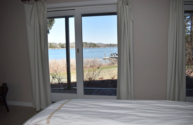 New Seabury Water Front Home With Dock