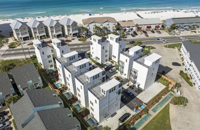 New~Steps 2 Ocean with Views + Pool + Rooftop Deck