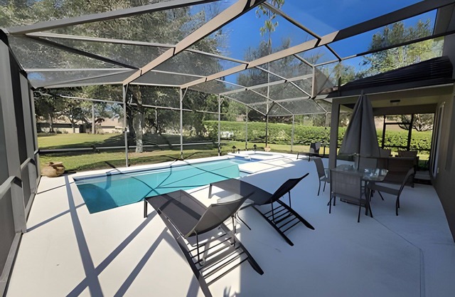 New to Market Spacious Private Pool Retreat