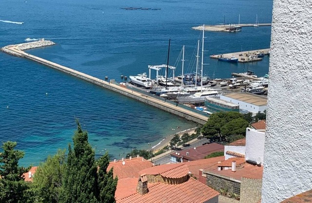NEW Villa incredible view 6 minutes walk from the beach