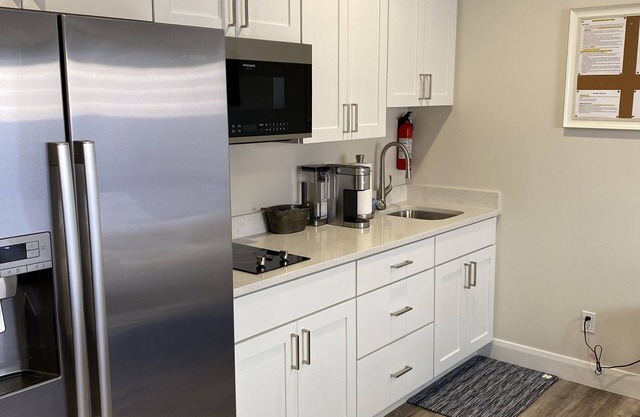 NEW, Zion's Gate Private Casita with Kitchen and Bathroom