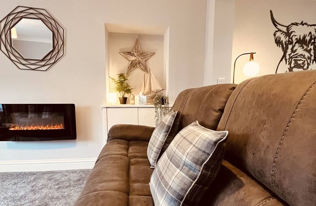 Newly refurbished beautiful home, sleeping 6