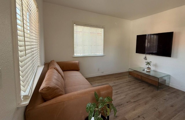 Newly remodel 2B/1B by Japantown, parking & W/D