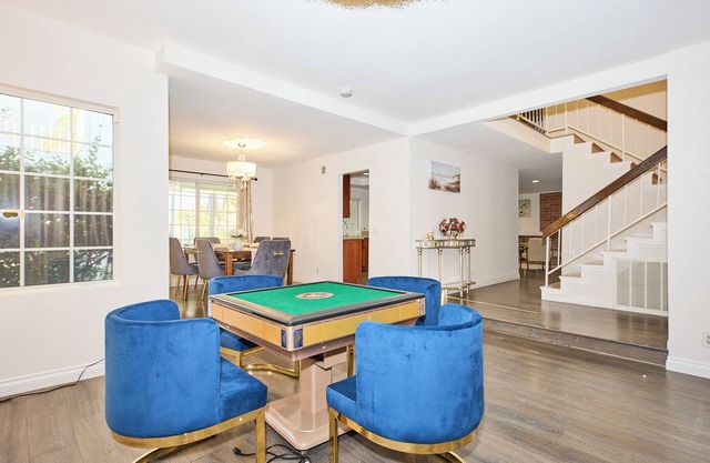 Newly remodeled 4 BD with huge backyard and BBQ grill