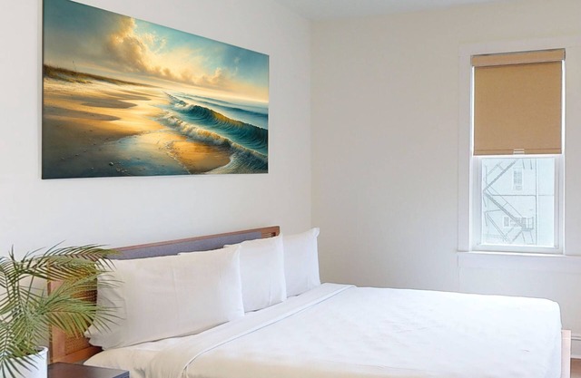 Newly Renovated Room with Queen Bed