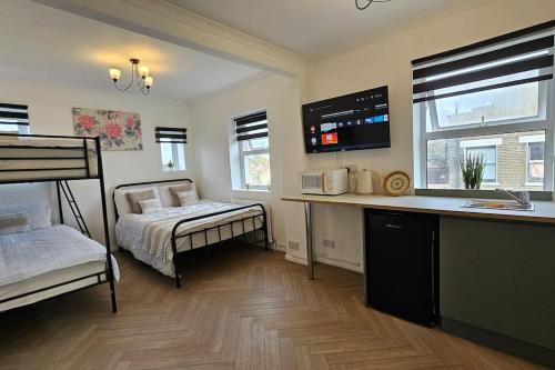 Newly renovated Studios & Ensuite Rooms! - Camberwell