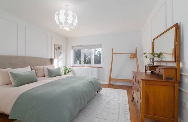 Newly Renovated Stylish London Sanctuay