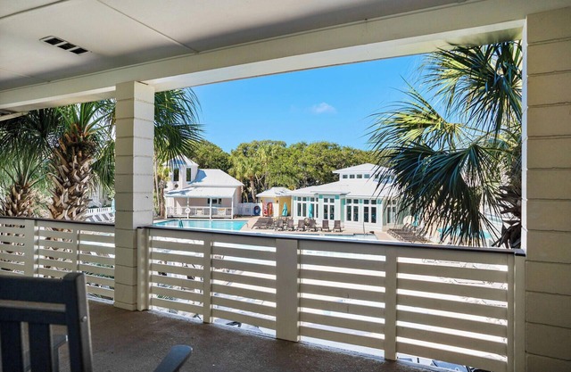 Newly Renovated Sunsuite! Centrally Located With Resort Access!