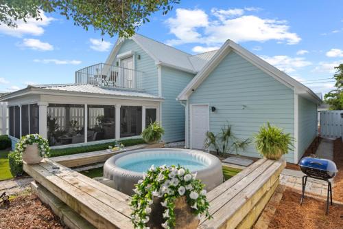 Newly Renovated 2-min Walk to the Beach The Coastal Cottage by AvantStay