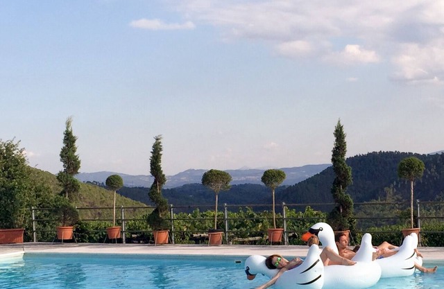 Newly renovated villa, part of 60 hectare estate, private pool & tennis