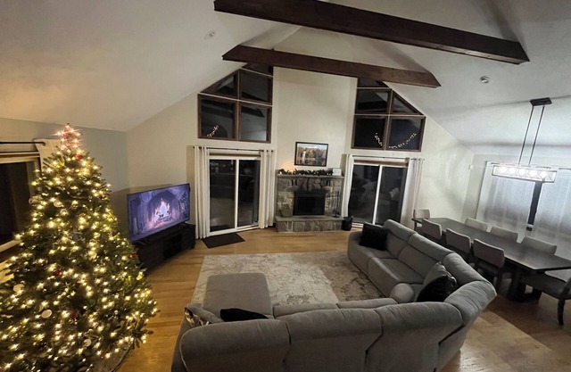 Newly updated, great for families up to 12 & pets; read our reviews!