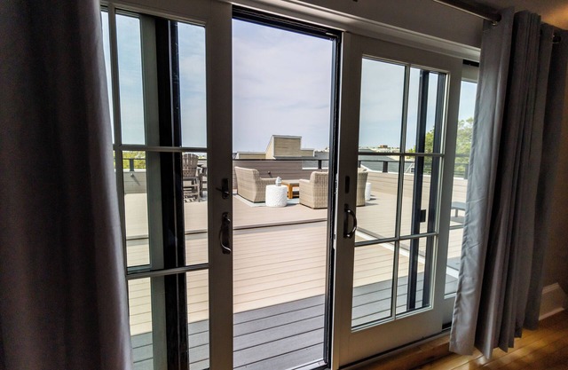 Newport Lofts - 194 Thames Street