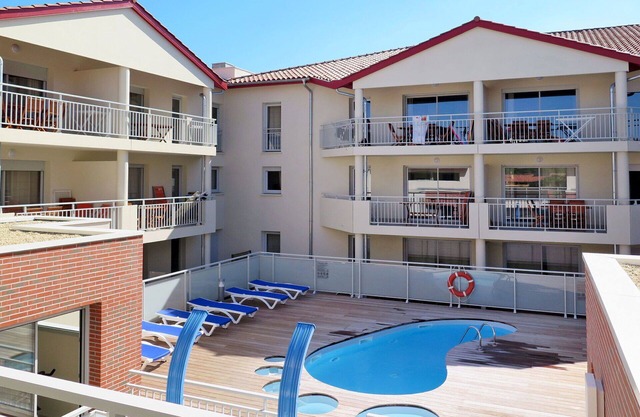 Nice apartment for 3 people with WIFI, pool, TV and terrace