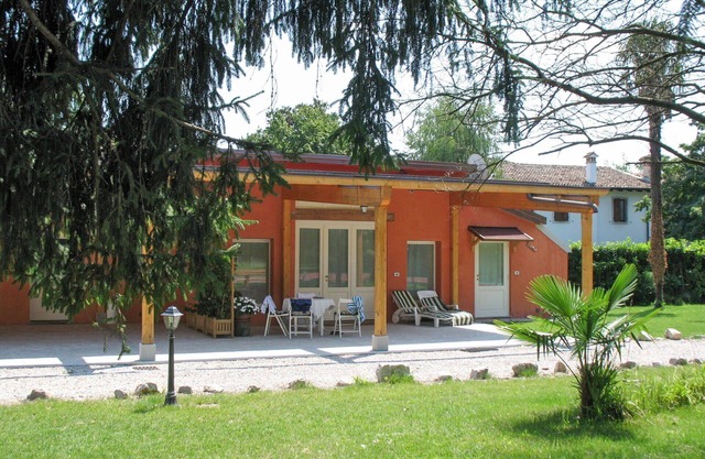 Nice apartment for 4 guests with A/C, WIFI, TV, terrace and pets allowed