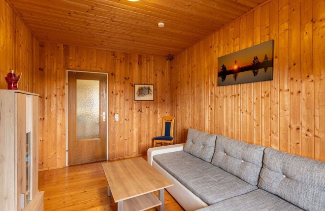 Nice apartment for 14 guests with WIFI, TV and patio