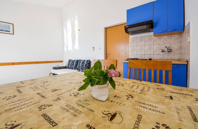 Nice apartment for 4 guests with WIFI, A/C, TV and terrace