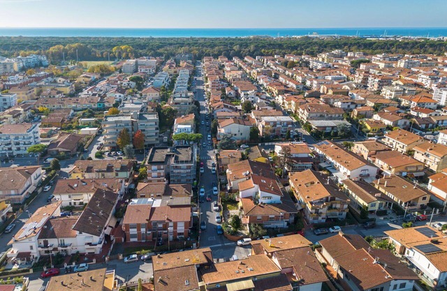 Nice apartment for 6 people with WIFI, TV, balcony and parking