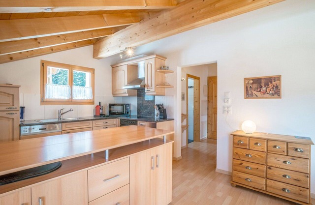 Nice apartment for 6 people with WIFI, TV, balcony, pets allowed and panoramic view