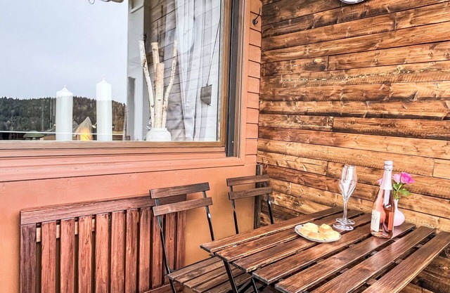 Nice apartment for 3 people with WIFI, pool, TV and balcony