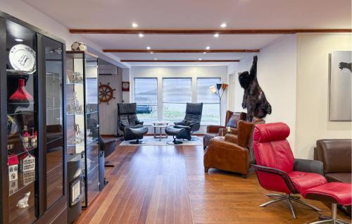 Nice Apartment In Kvalsund With Wifi