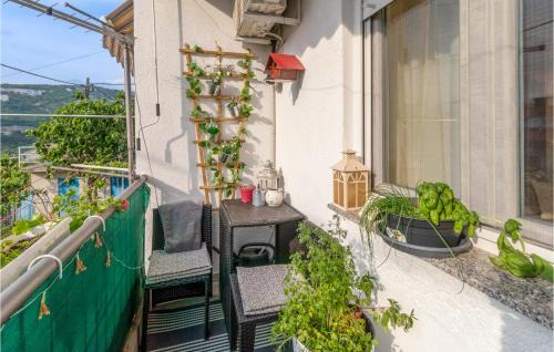 Nice Apartment In Vrh Martinscice