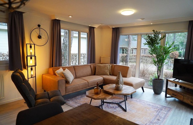 Nice chalet at the Hoge Veluwe National Park