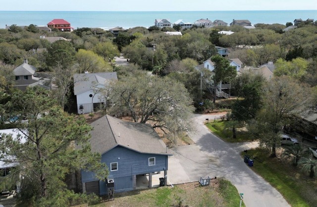 Nice Pet Friendly Home in N. Litchfield. Easy Beach Access, Quiet Location