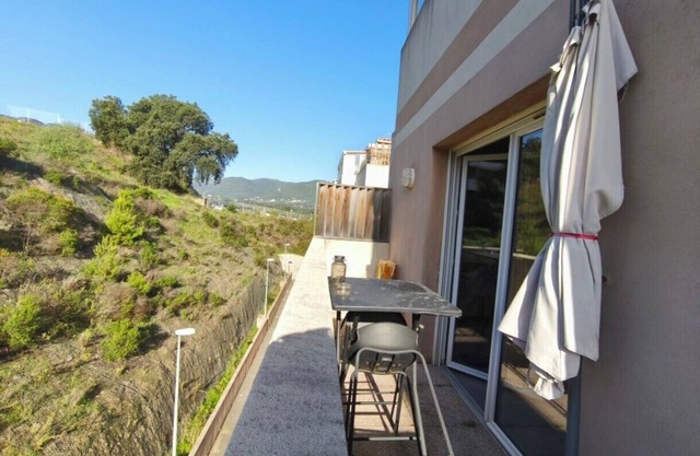 Nice T2 with Wifi - balcony and view