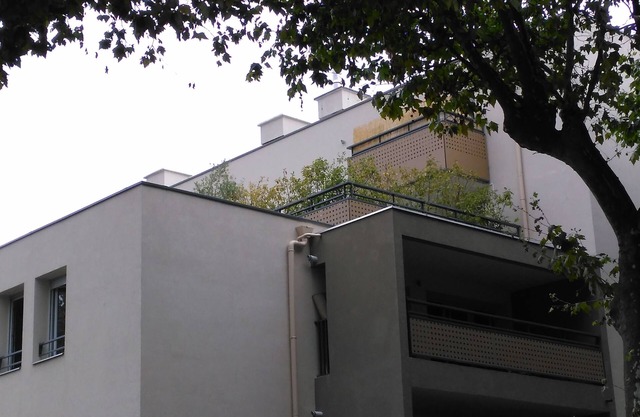 Nice very bright apartment F3 of 62.5 m² with private parking
