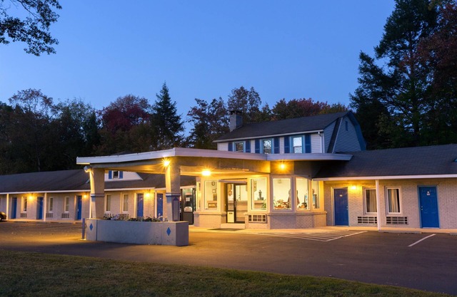 Night Lodge
