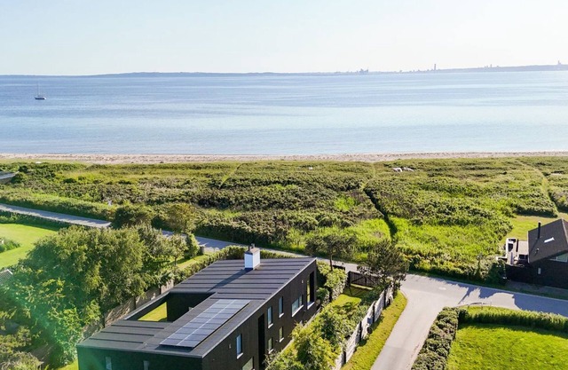 "Nille" - 30m from the sea by Interhome