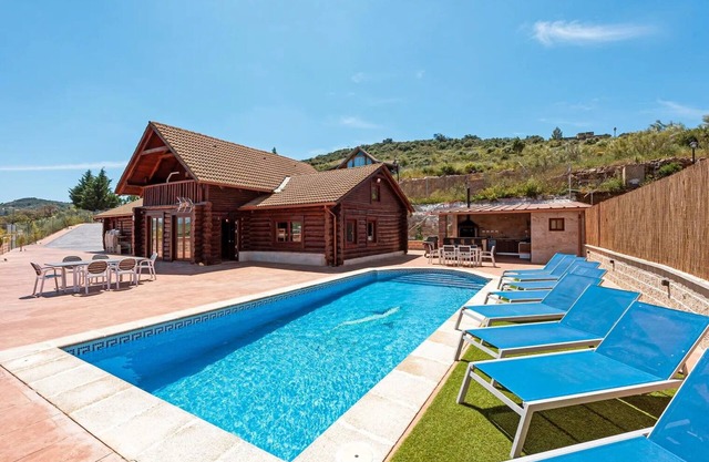 Nordic cottage on the Costa del Sol, enjoy the Andalusian climate with swimming pool!